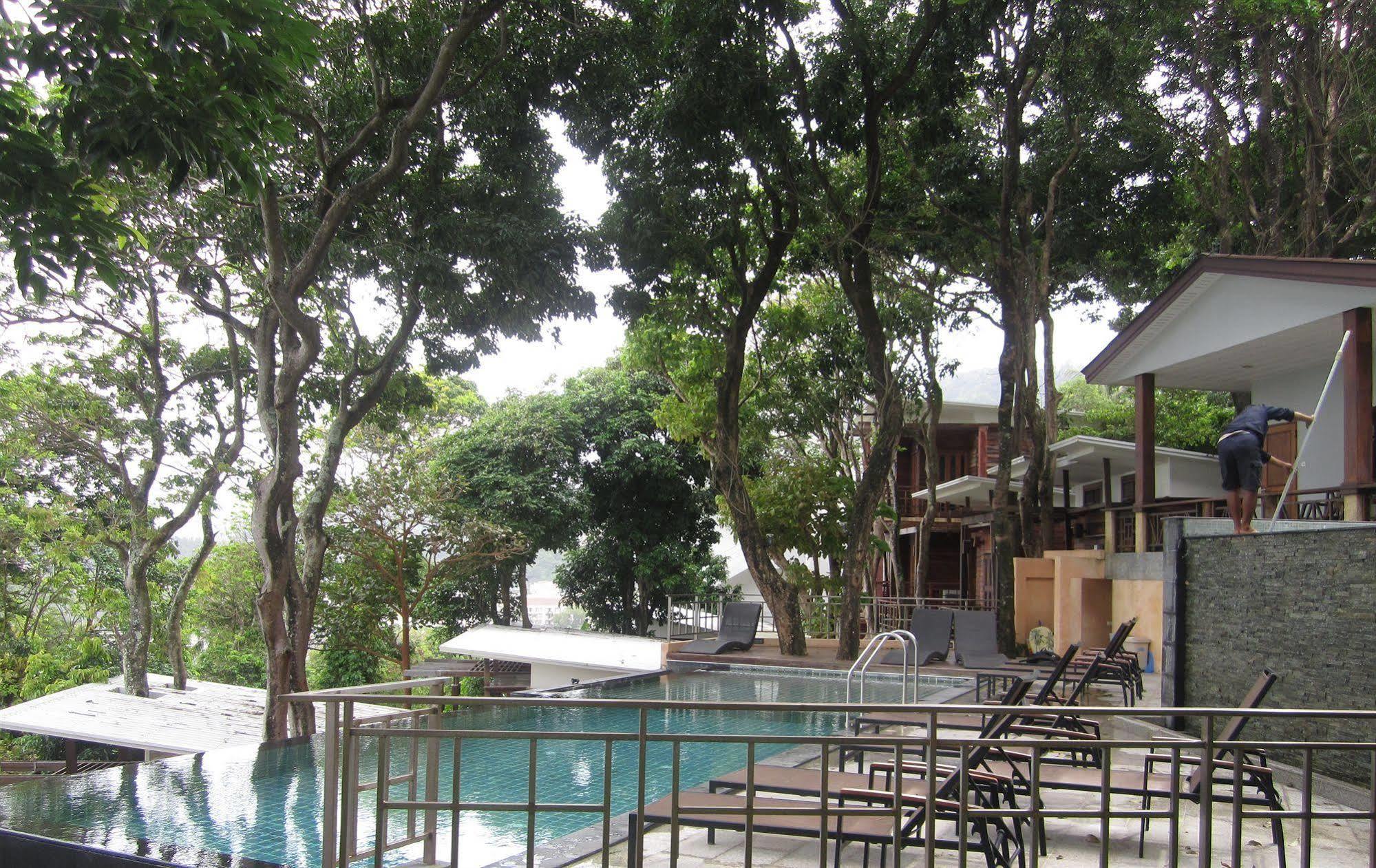 Kata Hiview Resort Karon Bagian luar foto